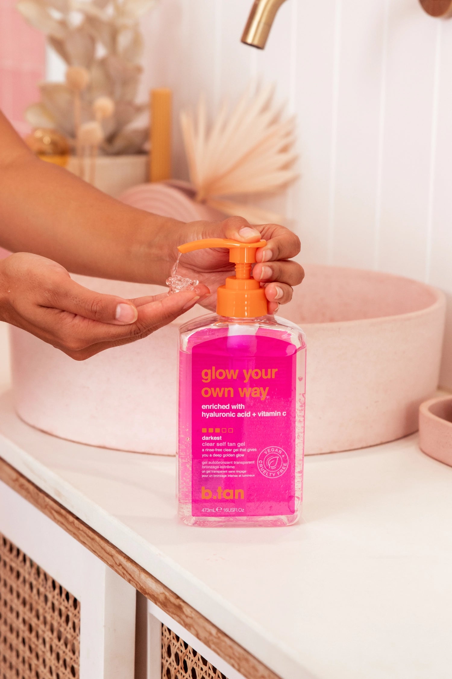 Glow Your Own Way Og Glow - Self Tan Gel - The Beauty Box
