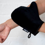 I don't want tan on my hands - tan mitt - The Beauty Box